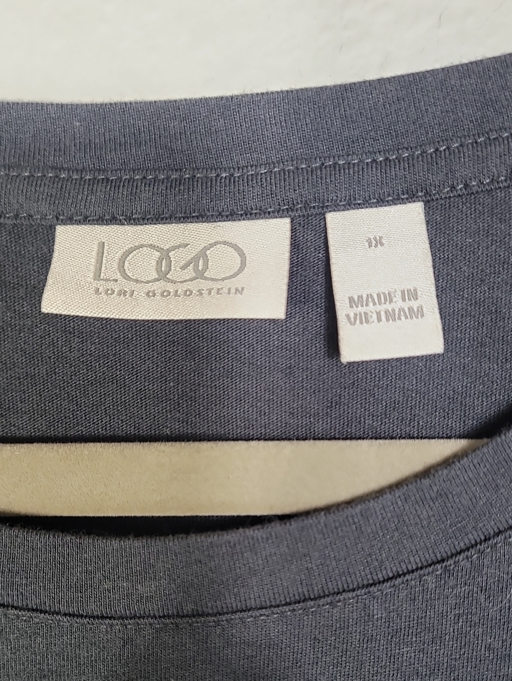 LOGO Lori Goldstein Long Sleeve Top Size 1X Pleated Sides Stretch - Picture 5 of 9